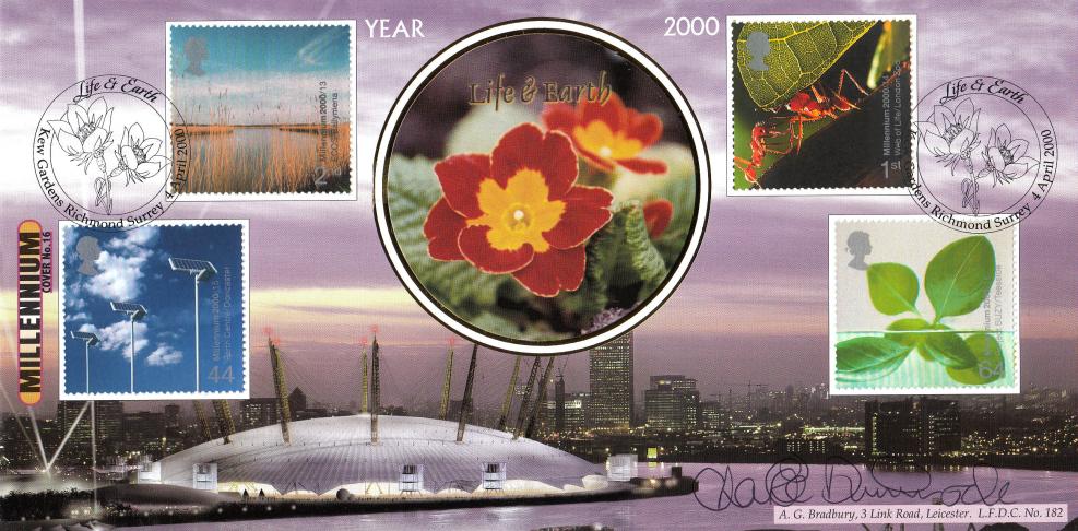 2000 (04) Life and Earth - Bradbury LFDC Official - Signed by Charlie Dimmock