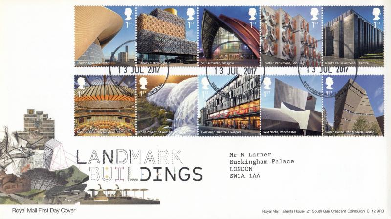 2017 (07) Landmark Buildings - RM - Buckingham Palace CDS