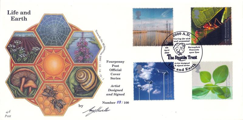 2000 (04) Life & Earth - 4d Post Official - Signed by Amy Hunter