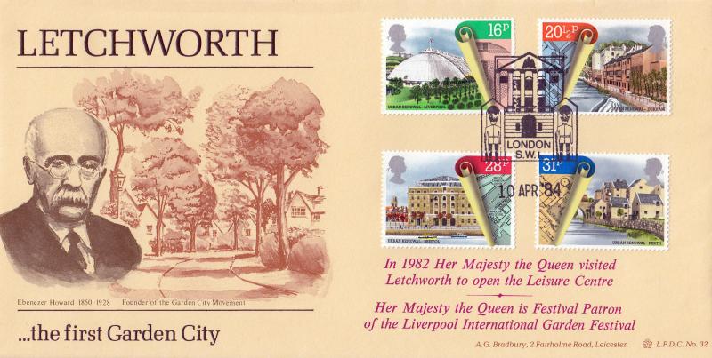 1984 (04) Urban Renewal - Bradbury LFDC 32 'Letchworth' Special - Buckingham Palace Counter H/S